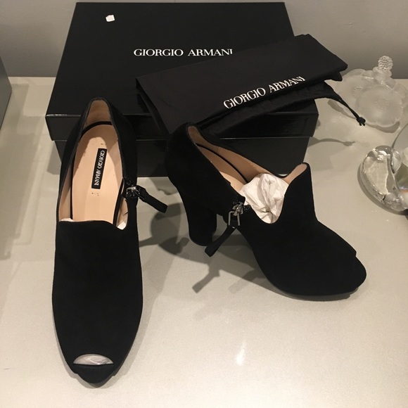 NWB Giorgio Armani Open Toe Bootie - Picture 2 of 5